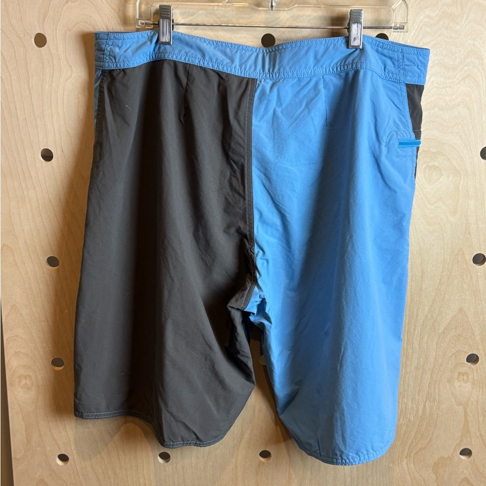 Patagonia Mens Stretch Wavefarer Board Shorts Blue Size 36  10” Inseam Swim - Picture 5 of 7